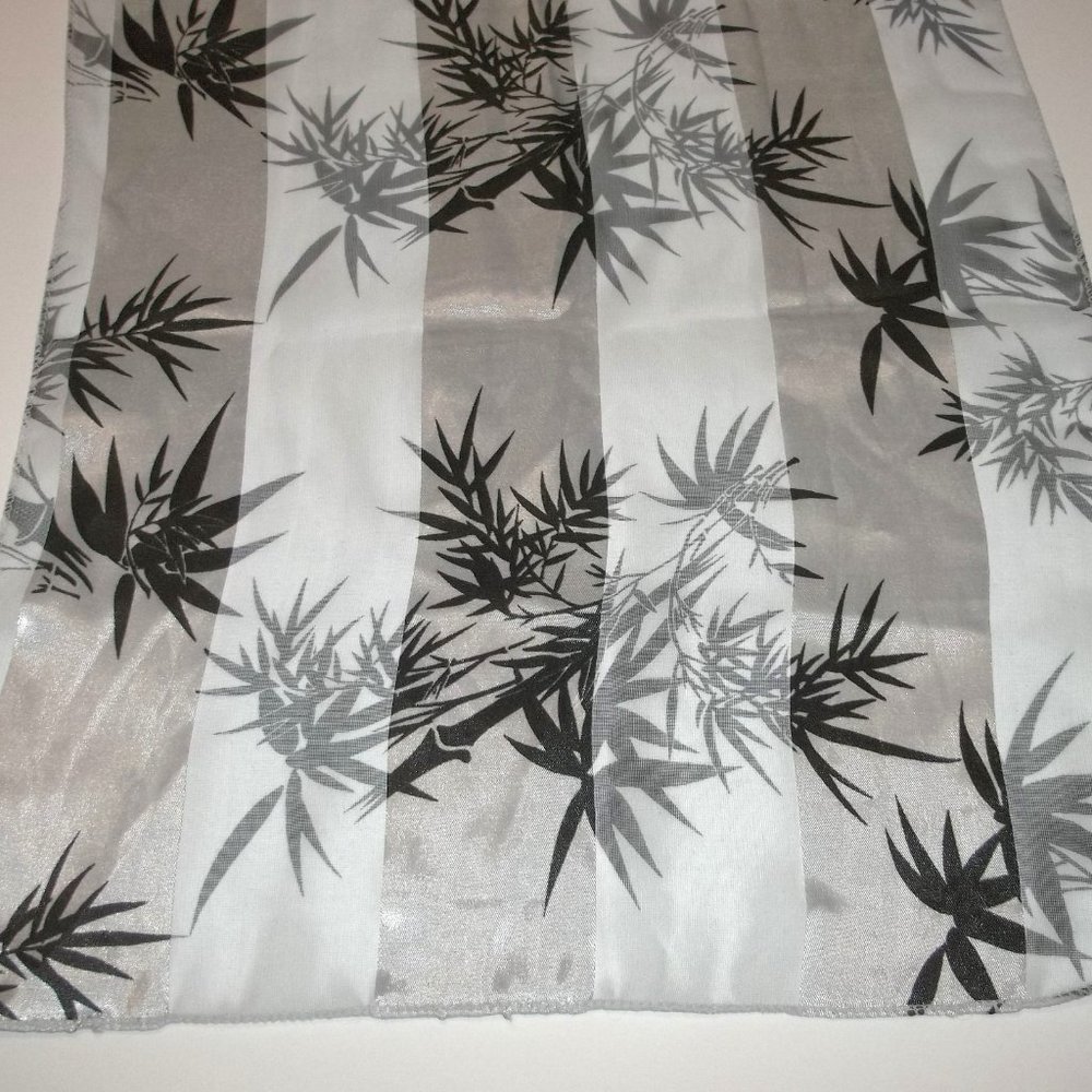 Scarf Light Grey with Black Palm Leaves Lightweight Long Accessory Woman S13 - Picture 4 of 7